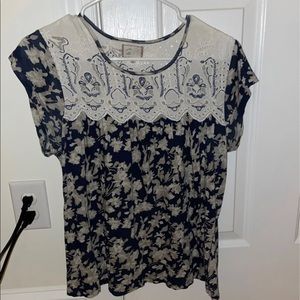Anthropologie short sleeve top size M